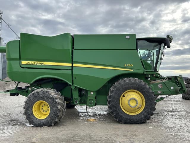 Image of John Deere S780 equipment image 3