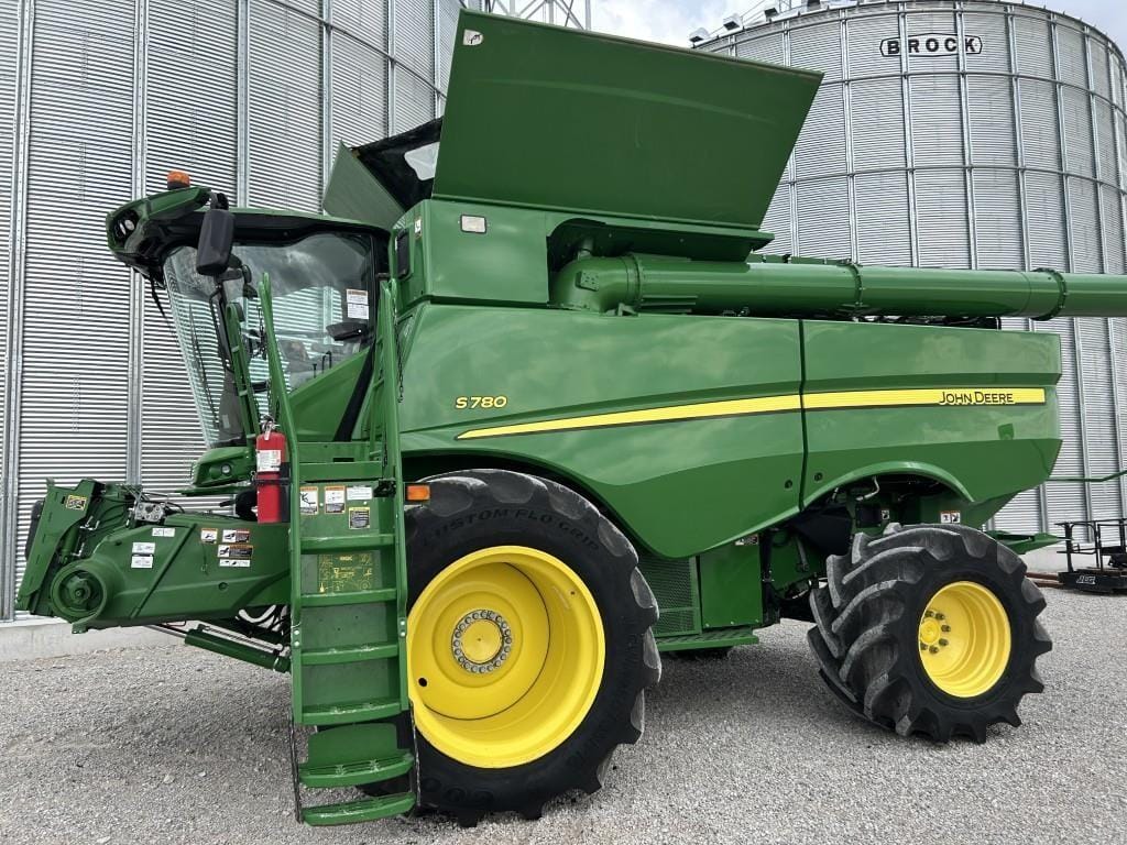 2020 John Deere S780 Equipment Image0
