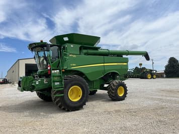 Main image John Deere S780
