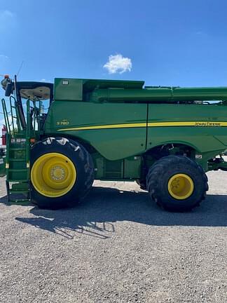 Image of John Deere S780 equipment image 2