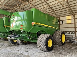 Main image John Deere S780 3