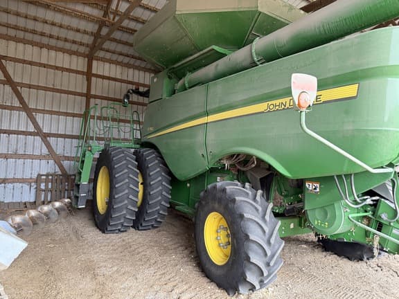 Image of John Deere S780 Primary image