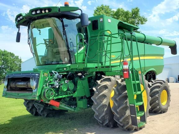 Main image John Deere S780