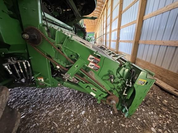 Image of John Deere S780 equipment image 4