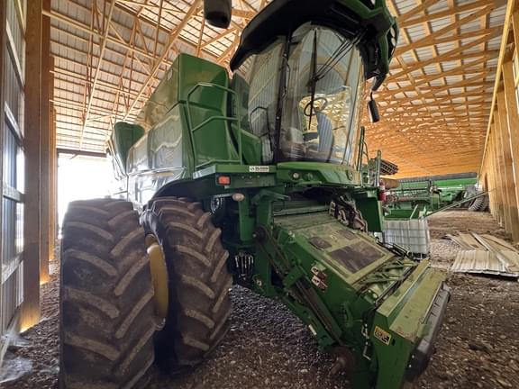 Image of John Deere S780 equipment image 2