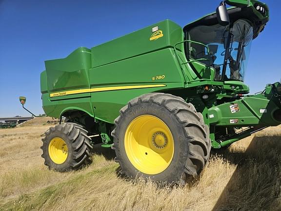 Image of John Deere S780 Primary image