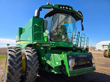 Main image John Deere S780