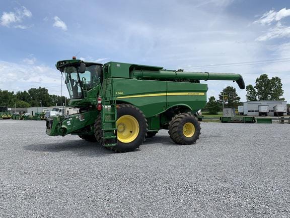 Main image John Deere S780