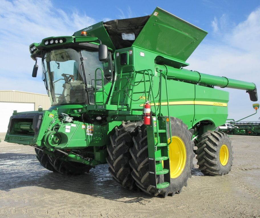 2020 John Deere S780 Equipment Image0
