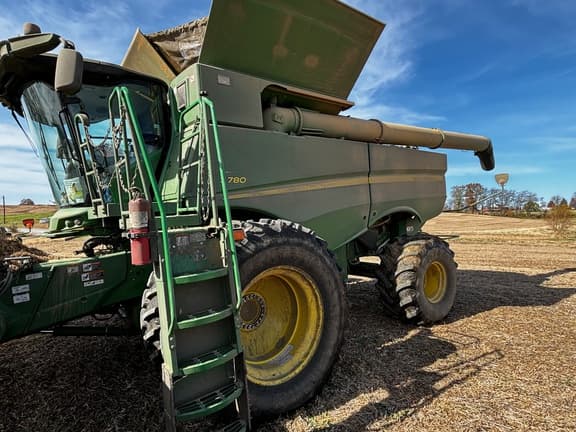 Image of John Deere S780 Primary image