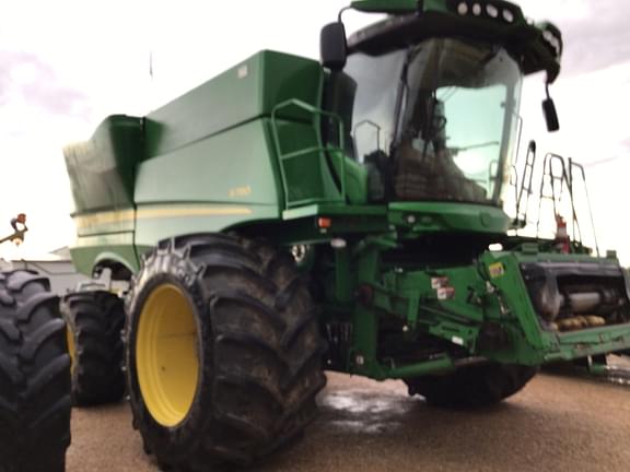 Image of John Deere S780 equipment image 3