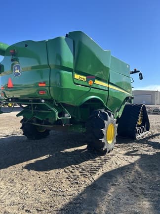 Image of John Deere S780 equipment image 3
