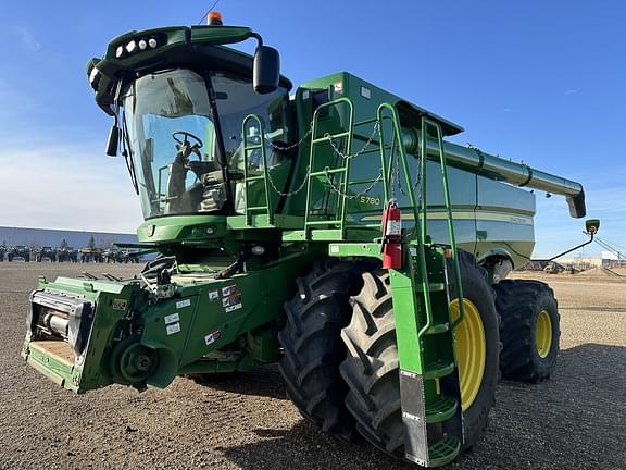 Image of John Deere S780 equipment image 3