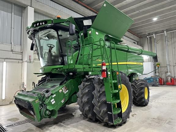 Image of John Deere S780 equipment image 2