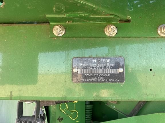 Image of John Deere S780 equipment image 1