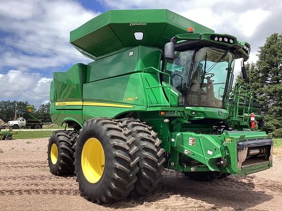 Image of John Deere S780 Primary image