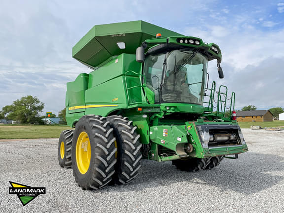 Image of John Deere S780 equipment image 2