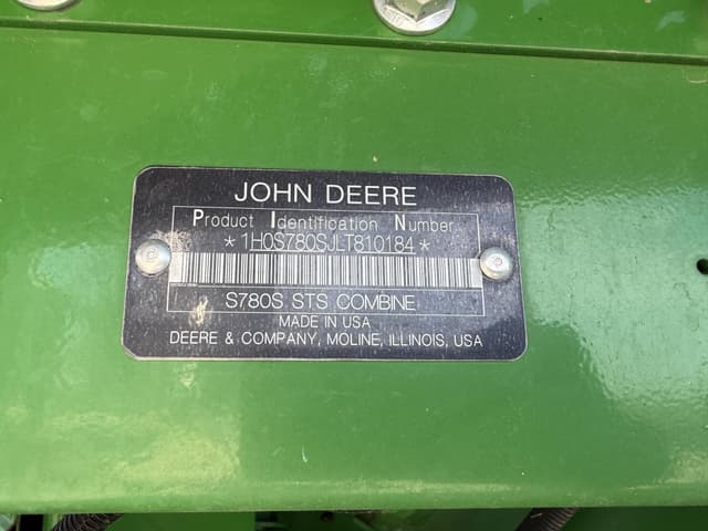 Image of John Deere S780 equipment image 1