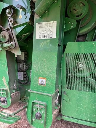 Image of John Deere S780 equipment image 4