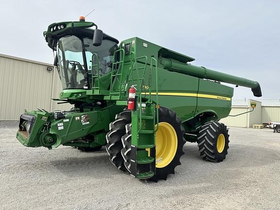 Image of John Deere S780 equipment image 1