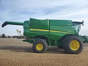 Main image John Deere S780 6