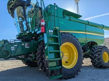 Main image John Deere S780