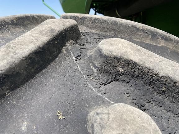 Image of John Deere S780 equipment image 4