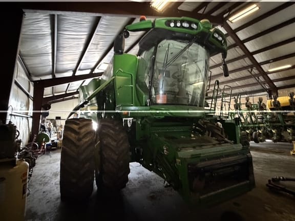2020 John Deere S780 Equipment Image0