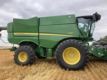 Main image John Deere S780