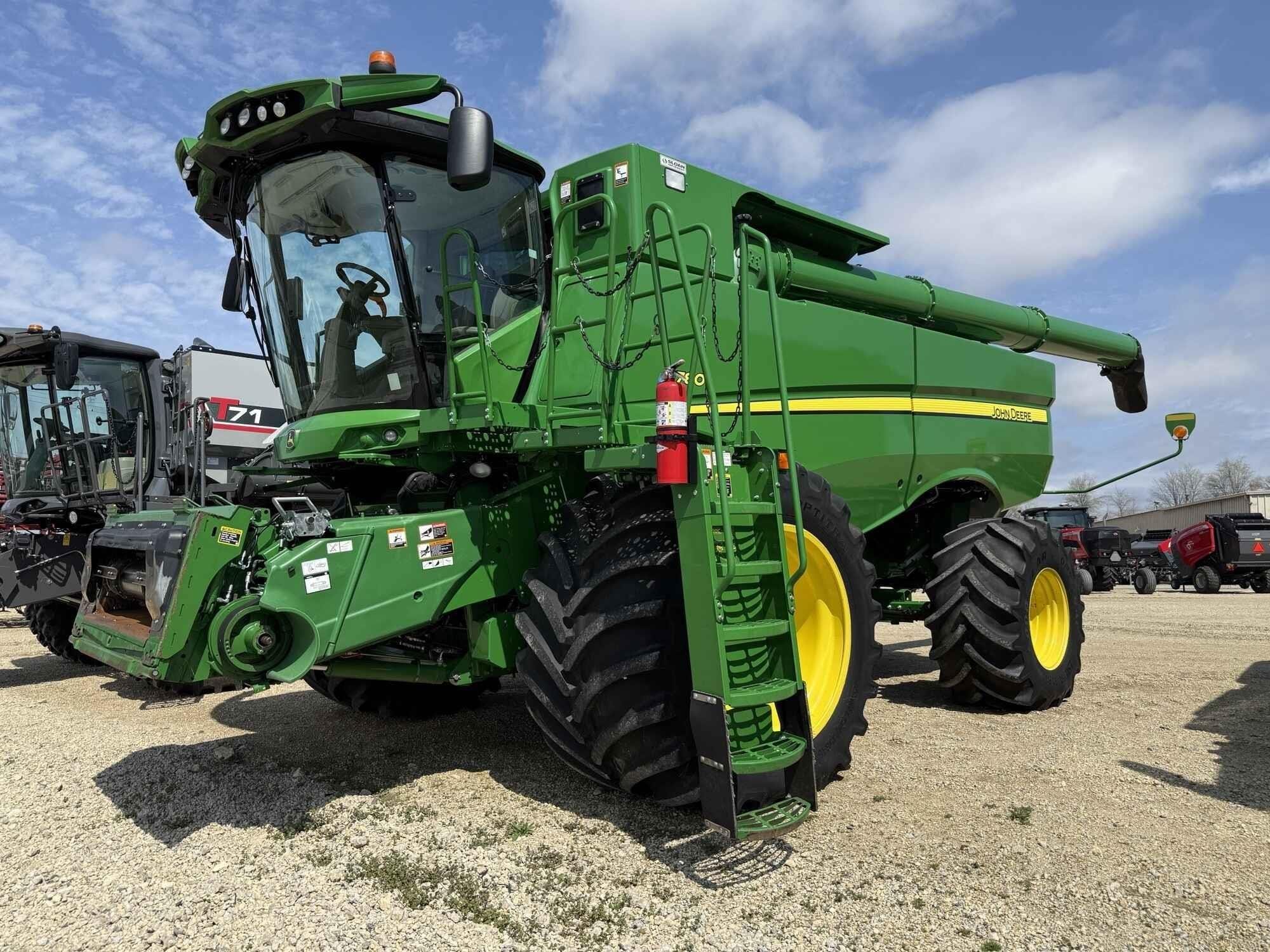 2020 John Deere S780 Equipment Image0
