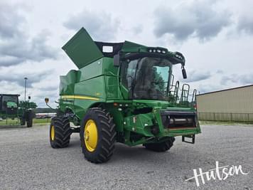 Main image John Deere S780