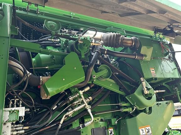 Image of John Deere S780 equipment image 3