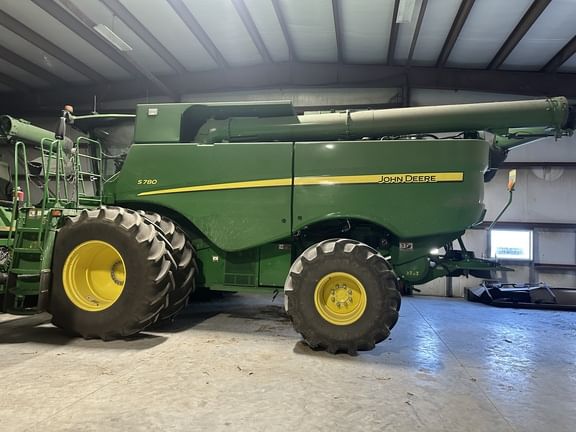 2020 John Deere S780 Equipment Image0