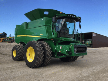 Main image John Deere S780