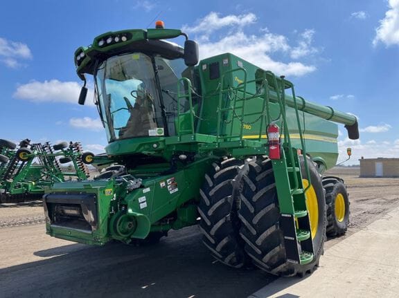 2020 John Deere S780 Equipment Image0