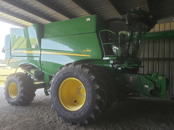 Main image John Deere S780