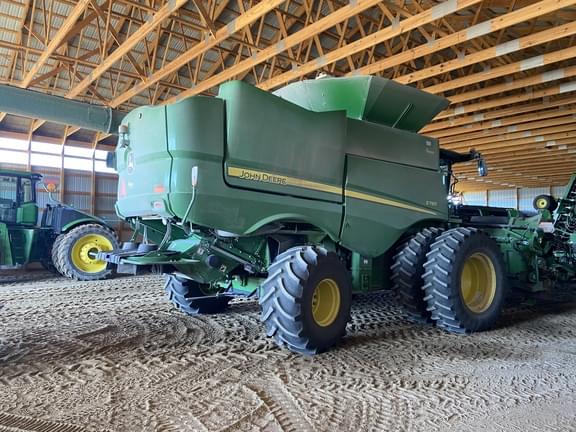 Image of John Deere S780 equipment image 3