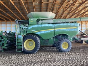 2020 John Deere S780 Image