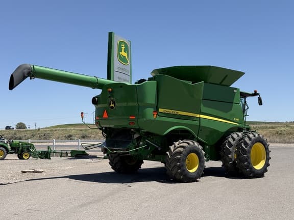 Image of John Deere S780 equipment image 4