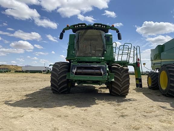 Image of John Deere S780 equipment image 1