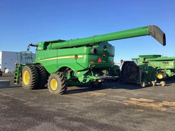 Image of John Deere S780 equipment image 2