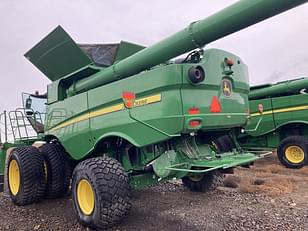 Main image John Deere S780 1