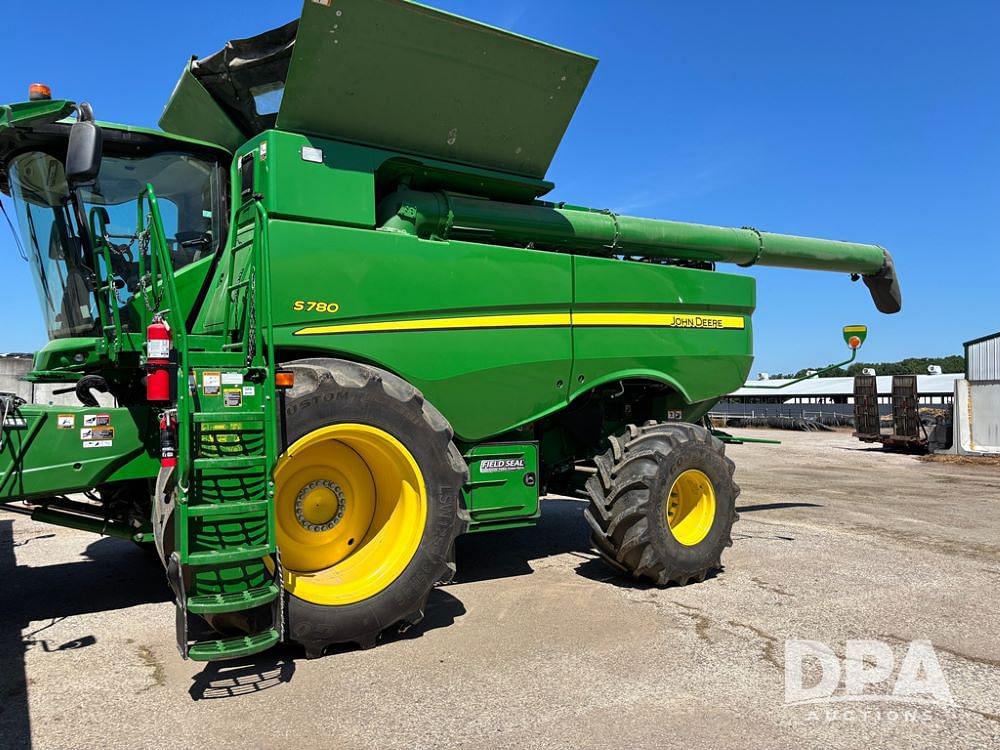Image of John Deere S780 Primary image