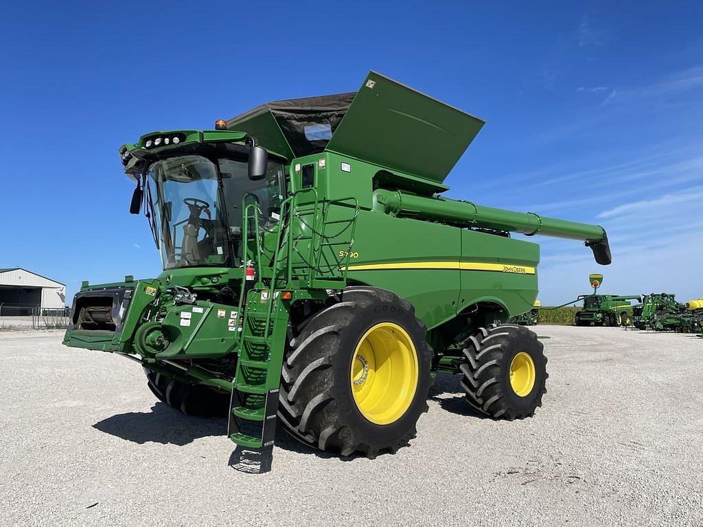 Image of John Deere S790 Primary image