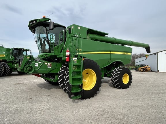 2020 John Deere S790 Equipment Image0