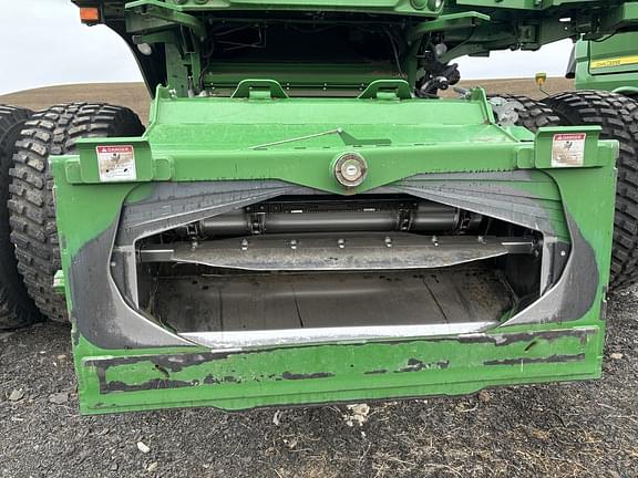 Image of John Deere S790 equipment image 2