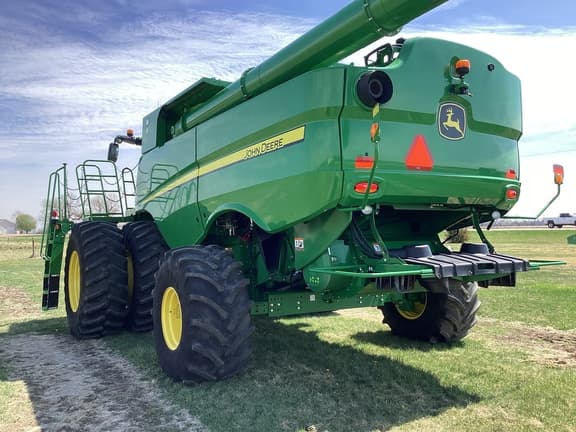 Image of John Deere S790 equipment image 3