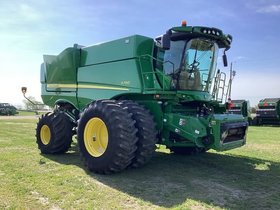 2020 John Deere S790 Image