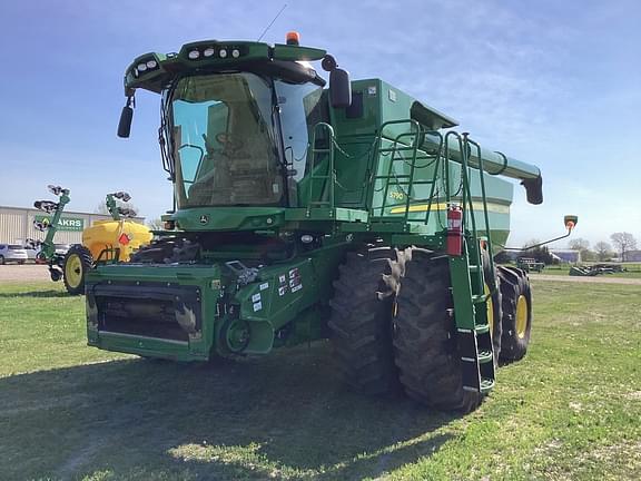 Image of John Deere S790 equipment image 2