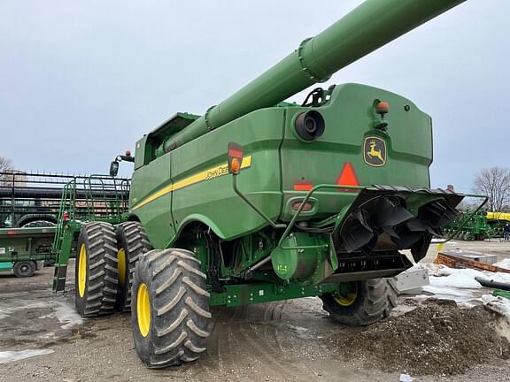 Image of John Deere S790 equipment image 3